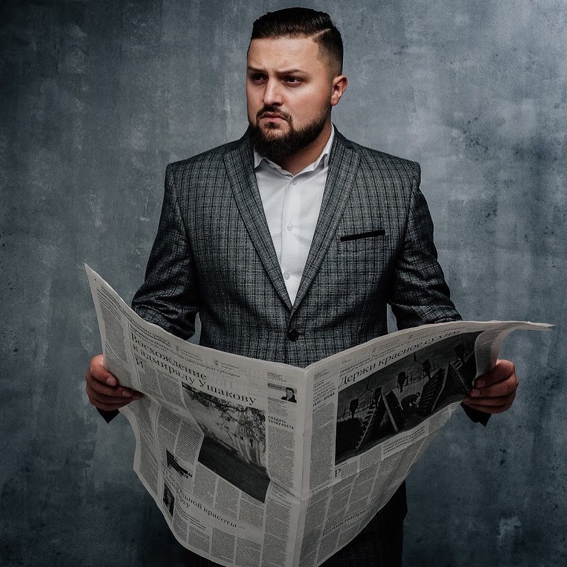 Оценили деловой стиль блогера и риелтора Владислава Брагина.