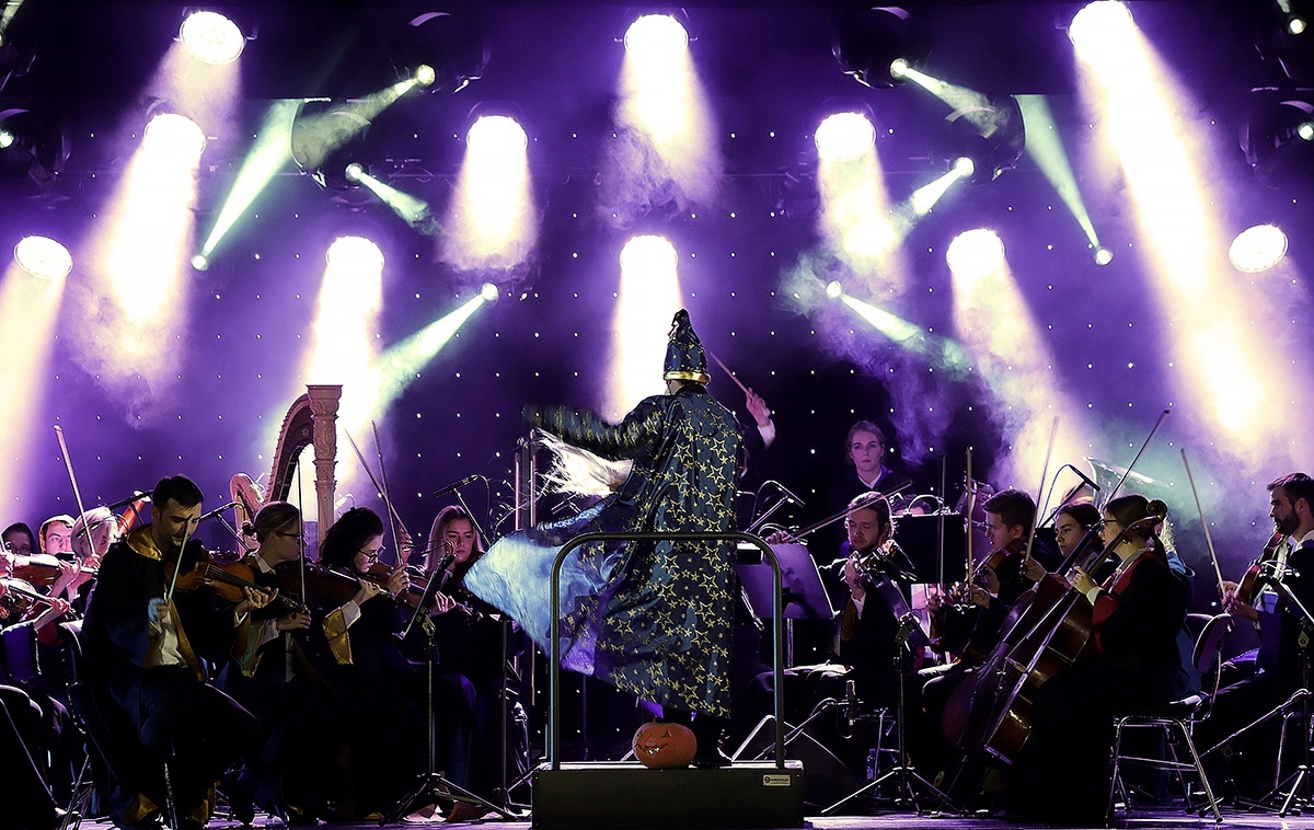 3000 рублей на «окультуривание». Молодежь может оформить «Пушкинскую карту» и бесплатно посещать музеи, спектакли и концерты. Посмотрели, где во Владимирской области уже можно потратить эти деньги.