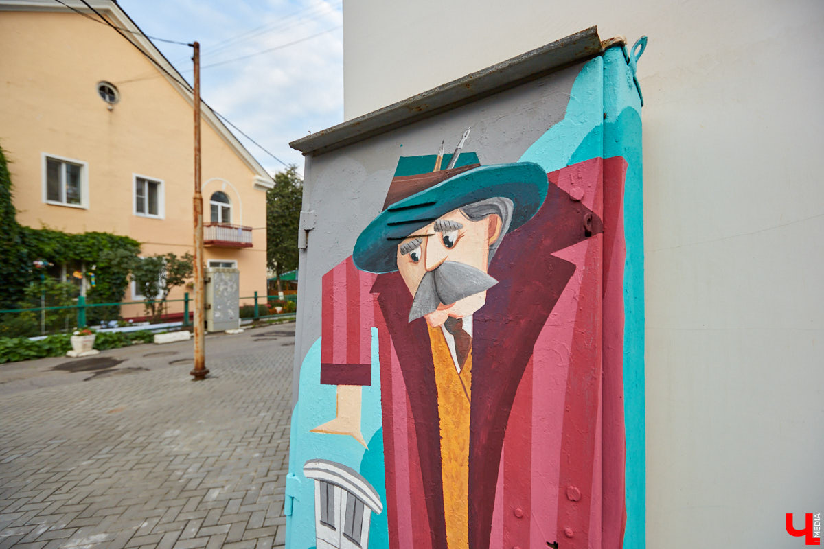 Расписанные фасады и электрощиты: что еще угодило в подборку городских арт-обновлений, кроме 72-летнего скейтера, романтичного триптиха и котиков?