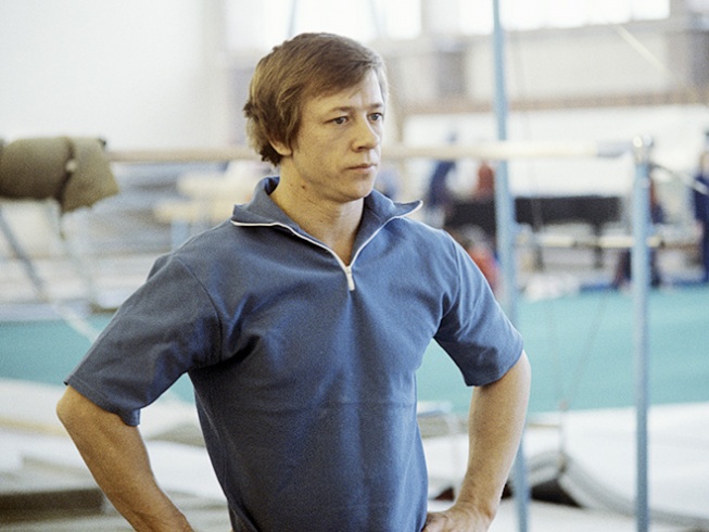 Как-то незаметно прошло 60-летие одного из мест, где растут городские легенды. В 1961-м году во Владимире открыли детскую гимнастическую школу. Мы решили вспомнить знаменитых спортсменов, которые с ее порога шагнули в мировую историю спорта.