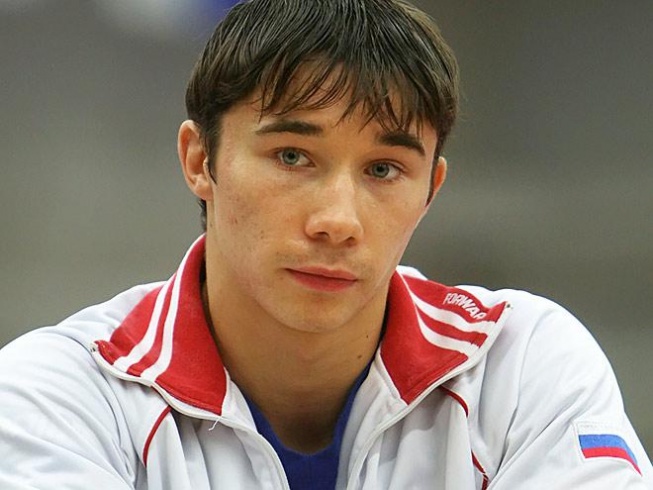 Как-то незаметно прошло 60-летие одного из мест, где растут городские легенды. В 1961-м году во Владимире открыли детскую гимнастическую школу. Мы решили вспомнить знаменитых спортсменов, которые с ее порога шагнули в мировую историю спорта.