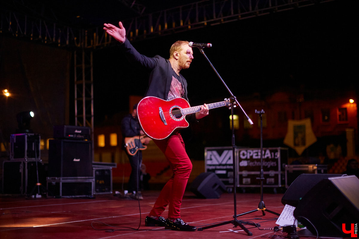 Вечернее выступление «Братьев Грим» на стадионе «Лыбедь». Как это было и при чем здесь экология?