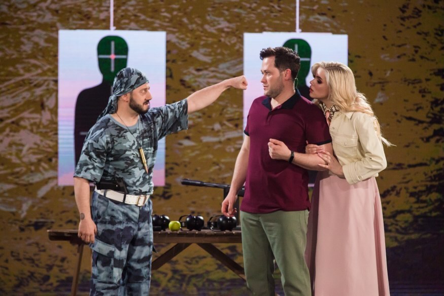 Десятого сентября на телеканале «Россия 1» стартует «Шоу большой страны» от «Comedy Club Production», на постерах которого - яркая владимирская шоувумен Софья Лобанова. Узнаем у актрисы, с какими сложностями и радостями ей удалось столкнуться во время съемок.