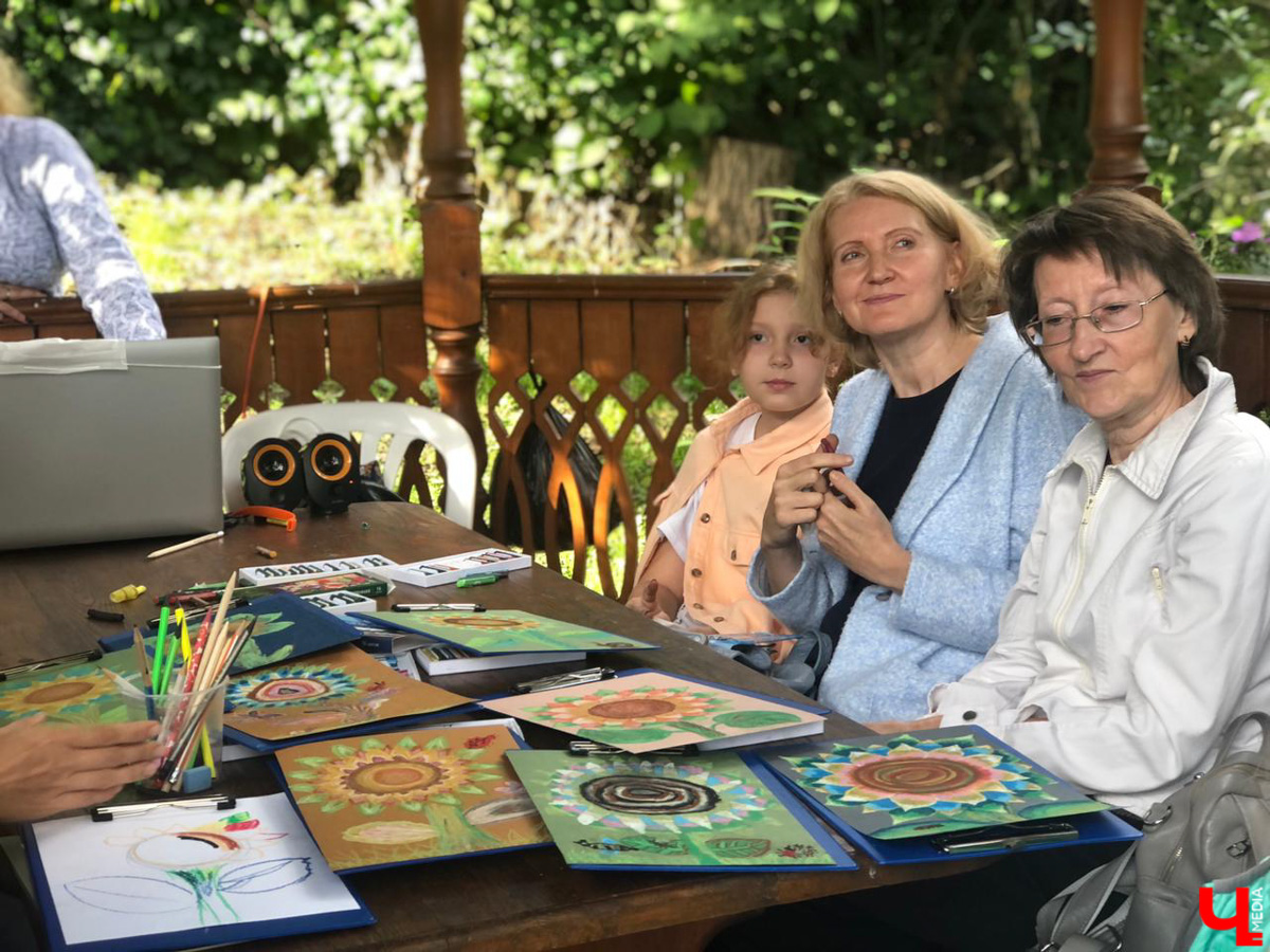 Музыкальные представления, спортивные состязания, всевозможные мастер-классы и многое другое: самые яркие моменты главного события города в материале «Ключ-Медиа».