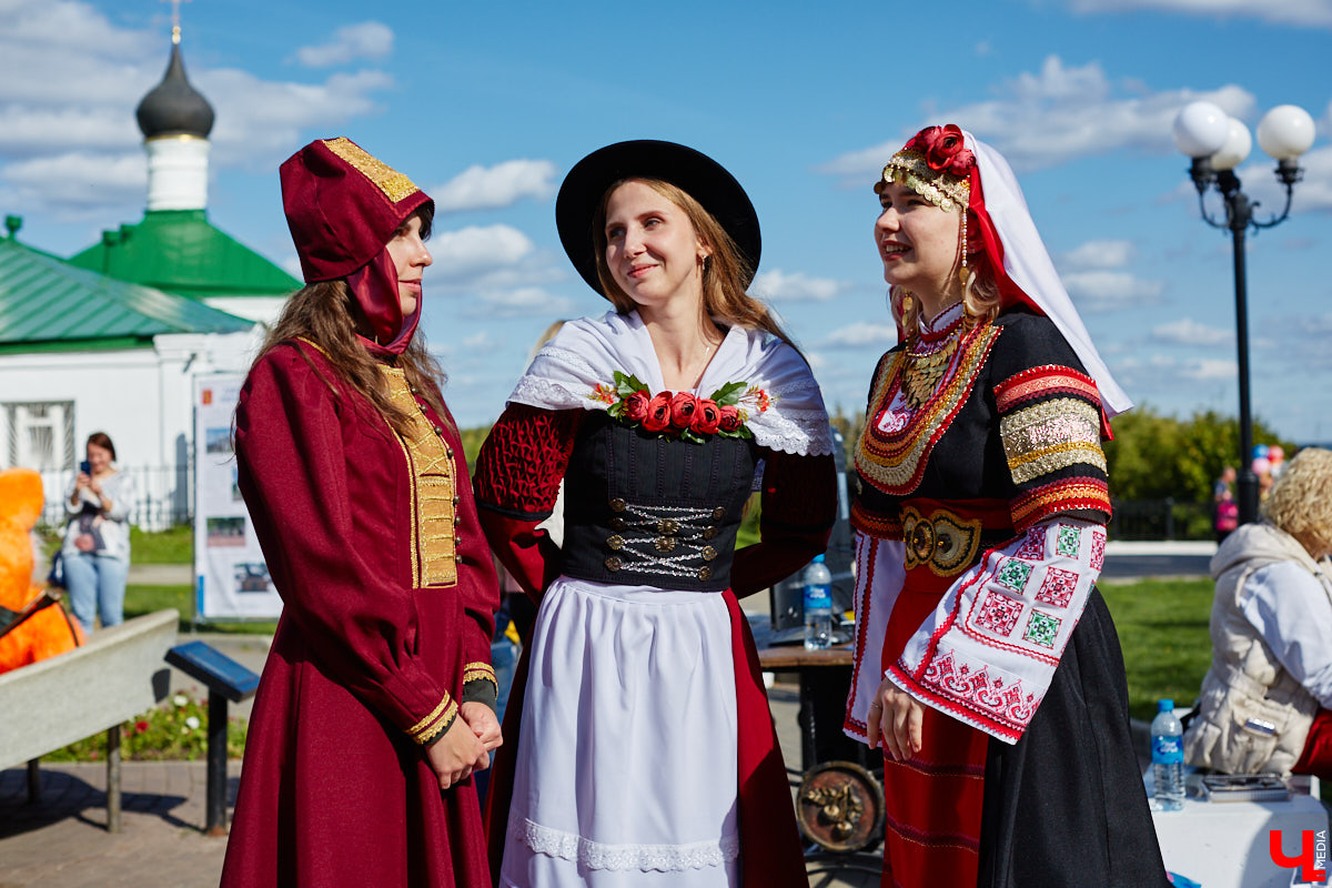 Музыкальные представления, спортивные состязания, всевозможные мастер-классы и многое другое: самые яркие моменты главного события города в материале «Ключ-Медиа».