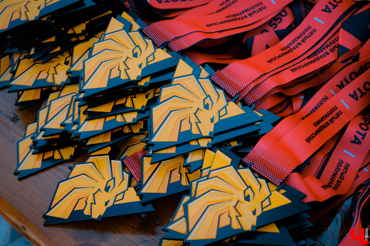 В уже традиционном владимирском забеге 11 сентября приняли участие дети и взрослые, любители и профессионалы. Трасса проходила через центр города от Театральной площади до площади Фрунзе.