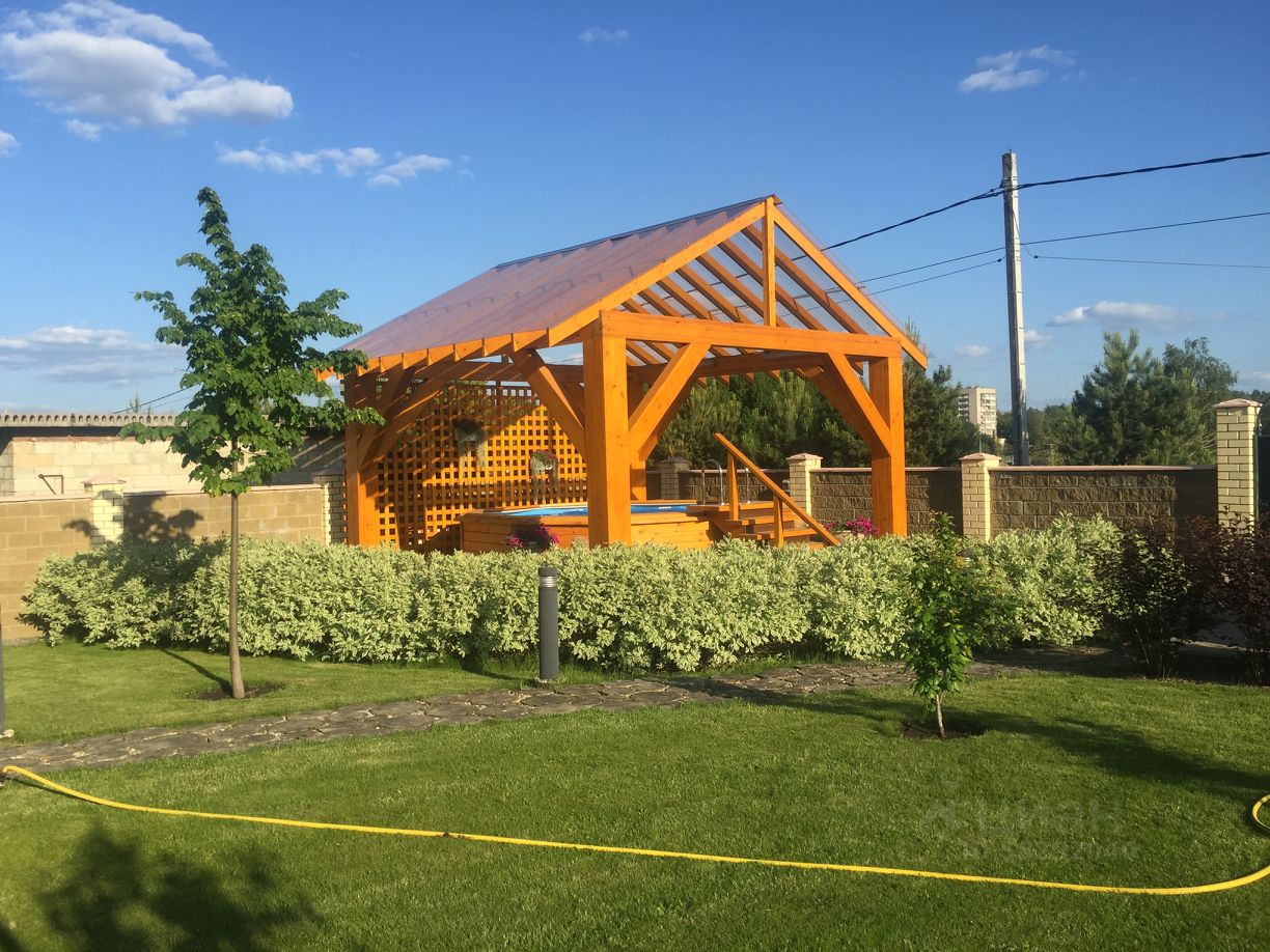 Особняк, который стоит как самый дорогой в России Ferrari, — да, это роскошь. Но он такой не один. «Ключ-Медиа» собрал для вас 5 элитных вариантов, которые можно найти на владимирском рынке недвижимости.