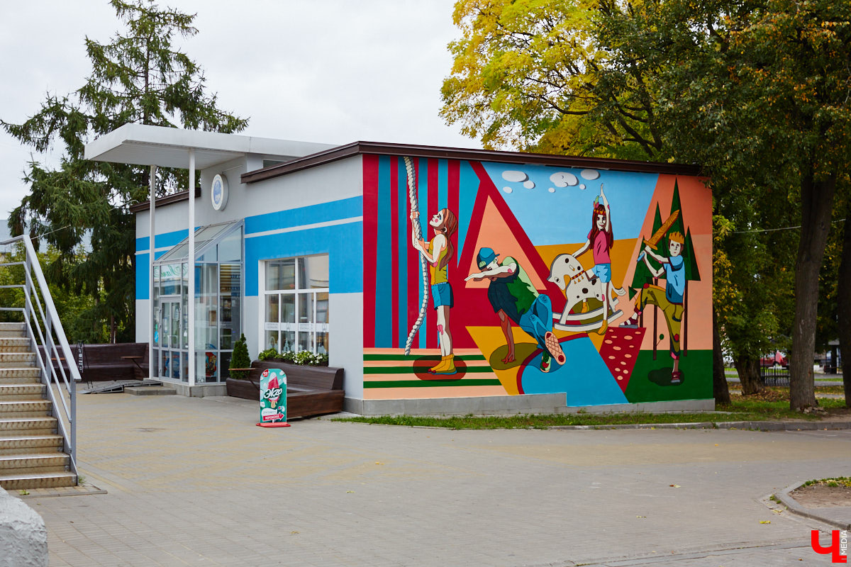 В этот раз на карте городских арт-обновлений — только крупные работы. Собрали топ-4 фасада с мотивами спорта, любви и мечты в Центральном парке, Перекопском городке, на улицах Университетской и Строителей.