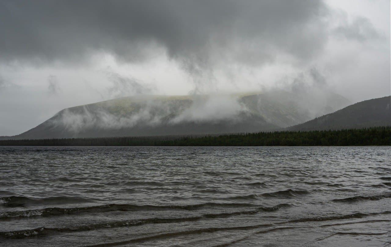 Андрей Дубровский, автор фильма о развале ВТЗ, рассказал о своем экстремальном походе в Хибины.