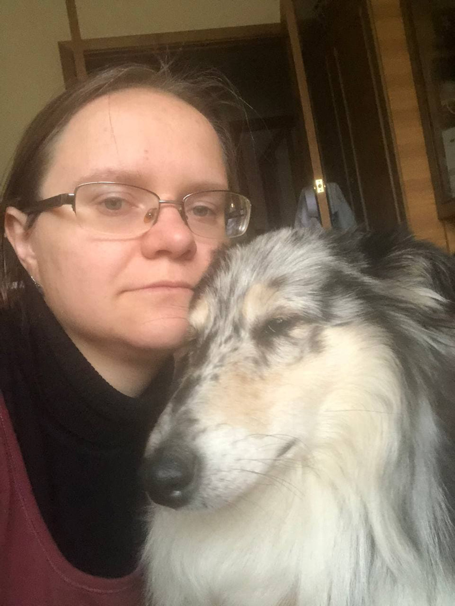 Ольга Журавлева, организатор первого в России международного фестиваля прядения и ткачества, пустила нас в свой очаровательный домик, где хранится много вещей с историей!