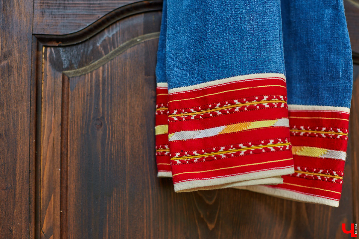 Ольга Журавлева, организатор первого в России международного фестиваля прядения и ткачества, пустила нас в свой очаровательный домик, где хранится много вещей с историей!