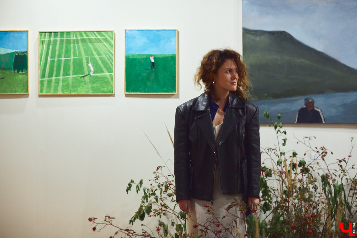 Во владимирском ЦСК вновь ожило галерейное пространство. Сейчас там представлена выставка работ местной художницы Люси Соловьевой и нижегородского автора Димы Жукова. Экспозиция предлагает зрителям отдохнуть от смысловой нагрузки, а потому называется «Зоны отдыха».