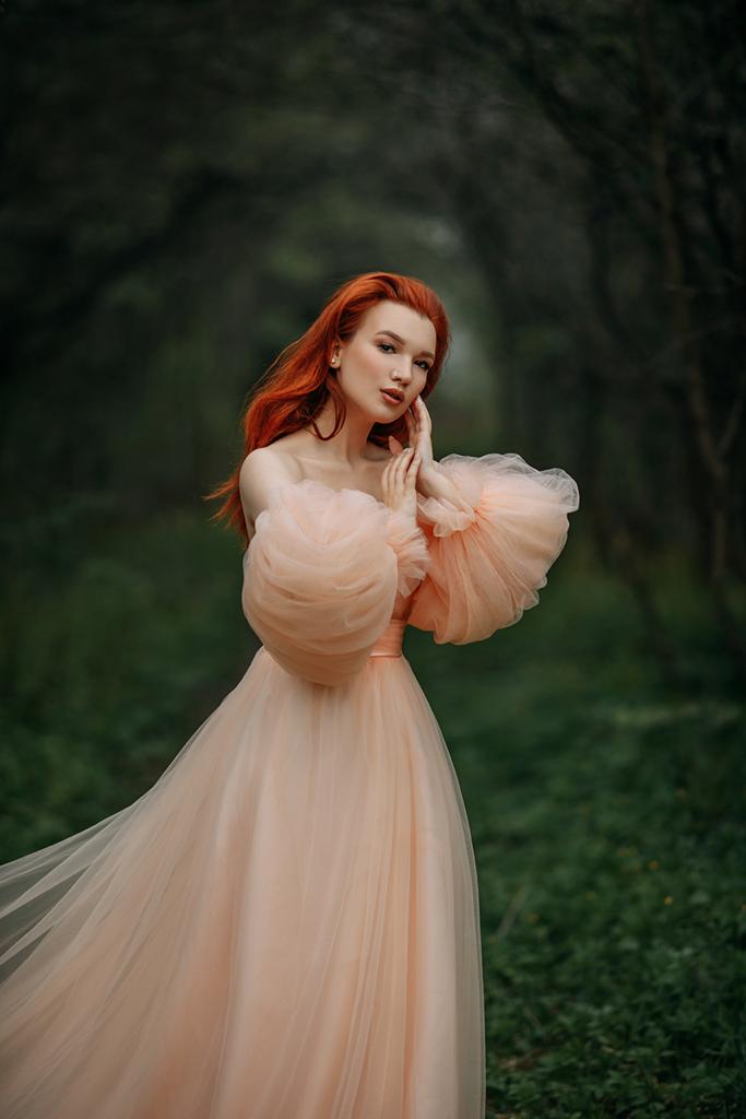 Не хватает в жизни сказки? На такой случай «Ключ-Медиа» подготовил для вас волшебную подборку с участием владимирских фей, принцесс, ведьм, цариц и эльфиек.