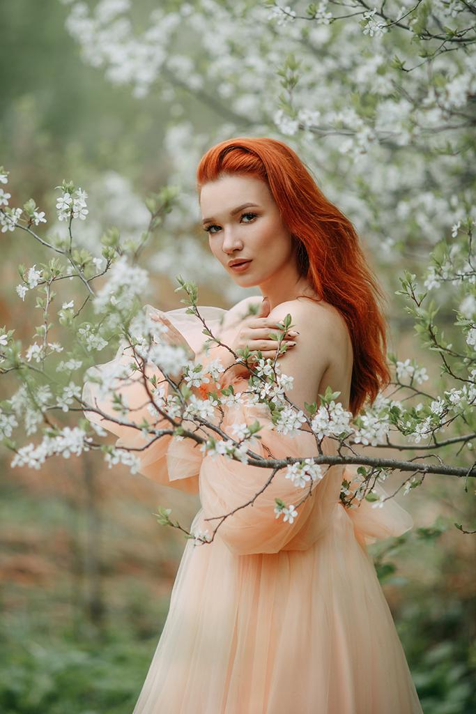 Не хватает в жизни сказки? На такой случай «Ключ-Медиа» подготовил для вас волшебную подборку с участием владимирских фей, принцесс, ведьм, цариц и эльфиек.