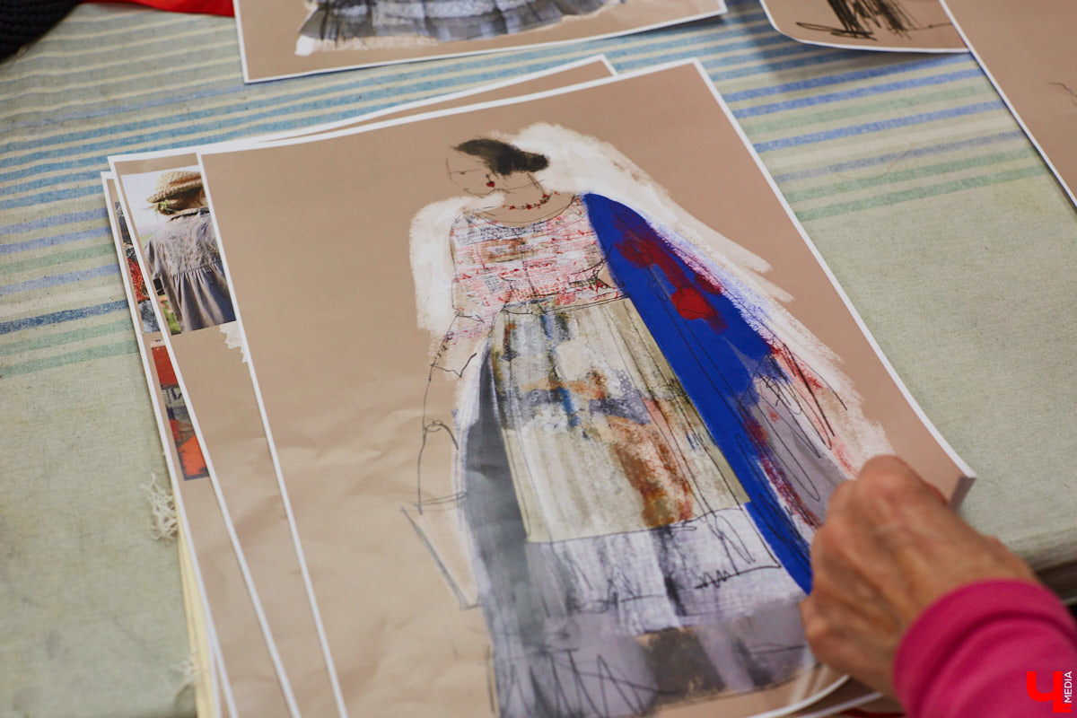 Пока Борис Гунин мечтает о параллельном ремонте, открытых дверях и создании вокруг театра нового городского арт-пространства, мы прогуливаемся с ним по зданию ОТД до окончания его реконструкции.