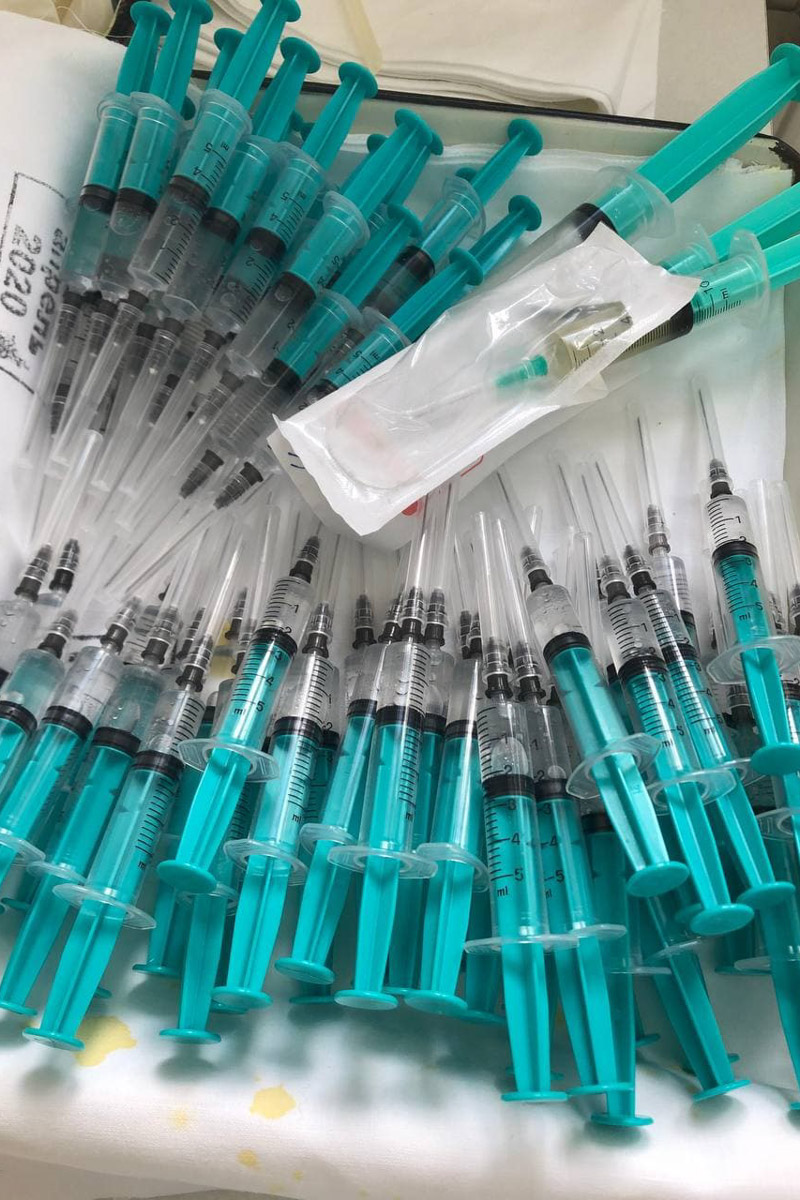 Надеемся, читателей «Ключ-Медиа» ковид и его осложнения обойдут стороной, но мы решились задать неудобные вопросы медсестре из «красной зоны» в просветительских целях