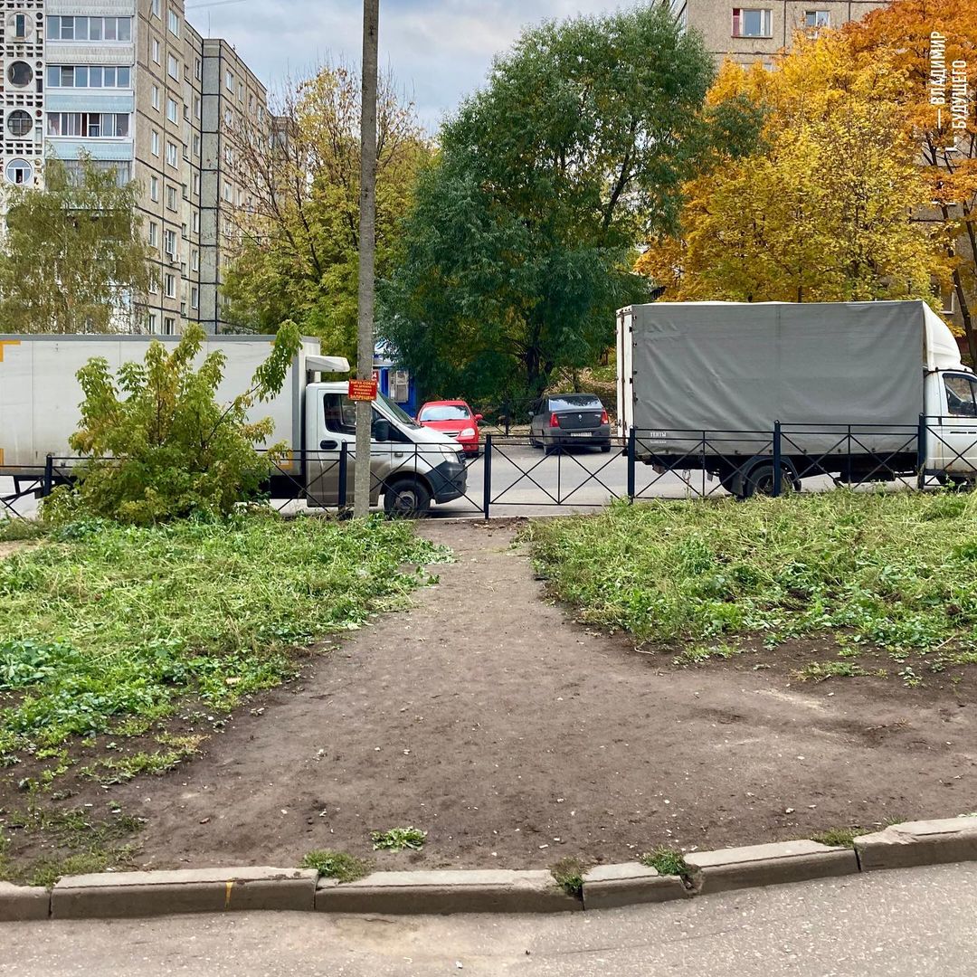 Очередная порция новостей для тех, кто передвигается по городу и за его пределами. Поговорим о едином стиле владимирских автобусов, новой «Ласточке» усовершенствованного комфорта, а также светодиодных пешеходных переходах и ремонтных работах на дорогах