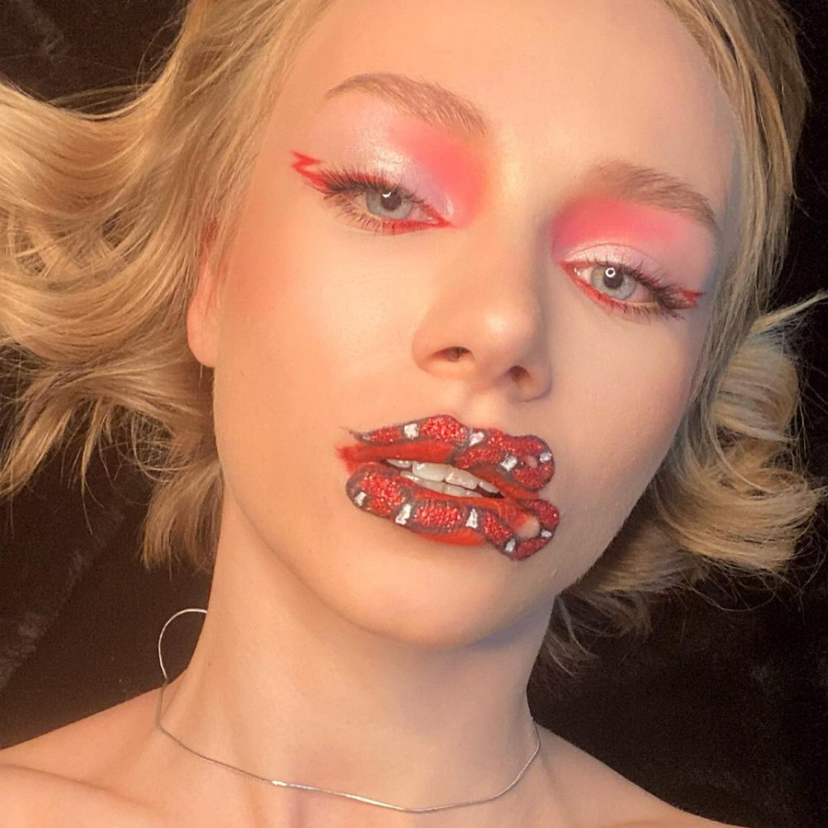 Как насчет сложных макияжей? Владимирские участницы марафонов от Наталины и Гоар Аветисян делятся впечатлениями от ярких образов