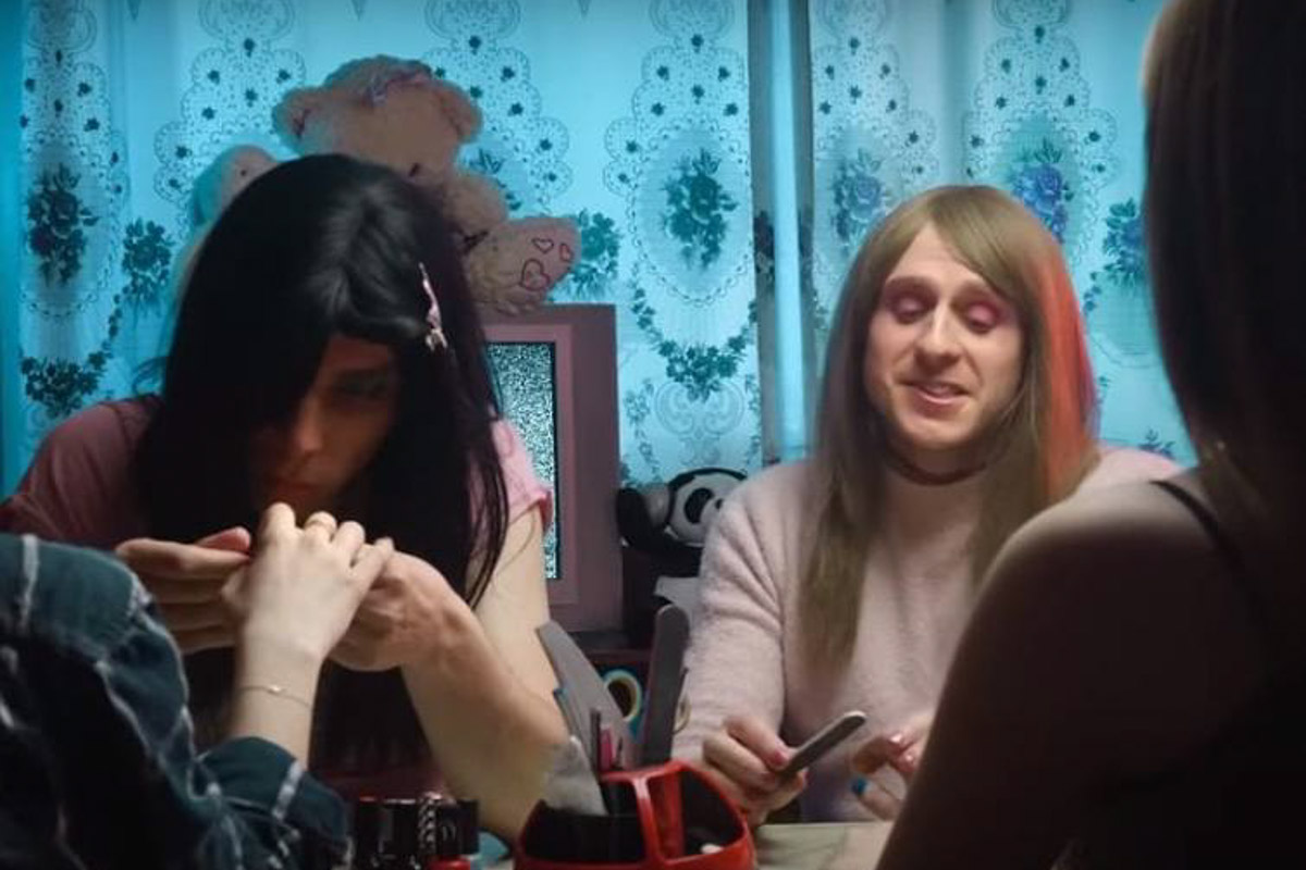 «ШкольниК и Бау» — шоу-проект двух рэп-исполнителей из Кольчугино. Артём Выдрёнков и Алексей Кокорин ведут канал на YouTube, герои которого уже набрали более 1 млн просмотров