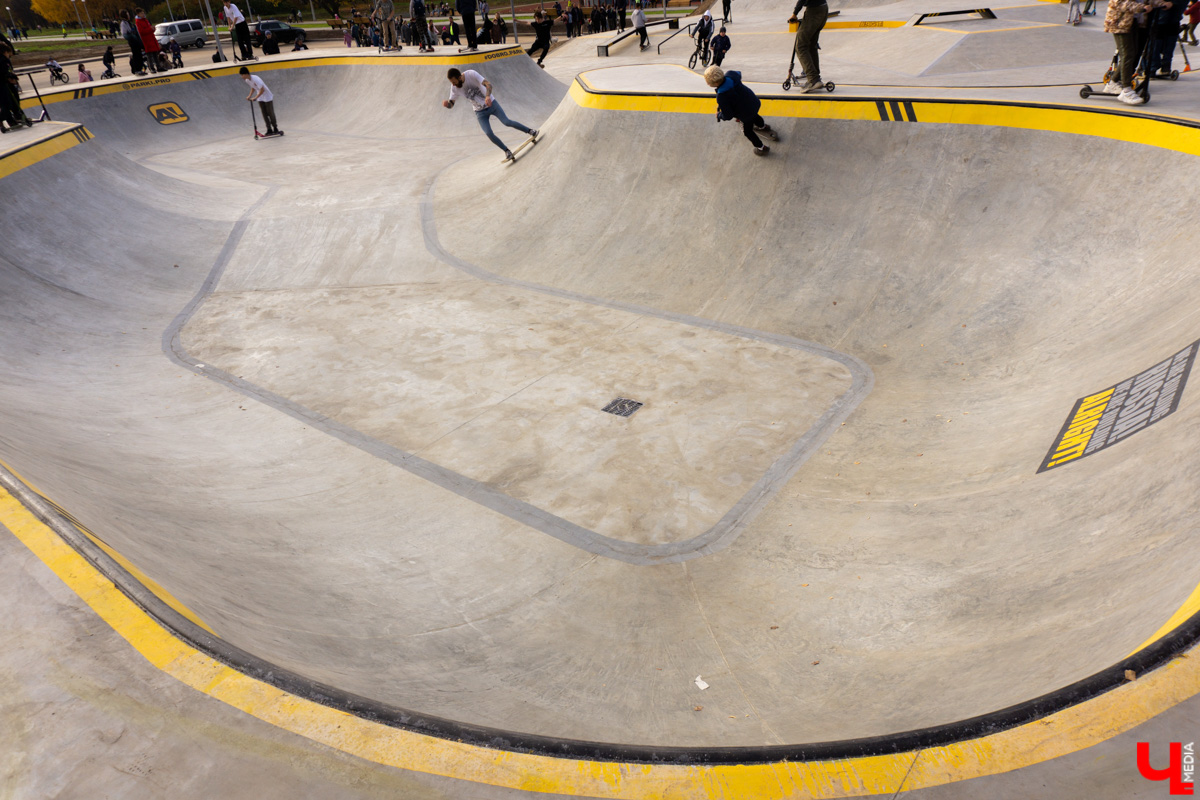 Парк «Добросельский» вернулся с новыми обновлениями. Посмотрим, как изменилось пространство, и чем теперь можно заняться в «Добросельском».