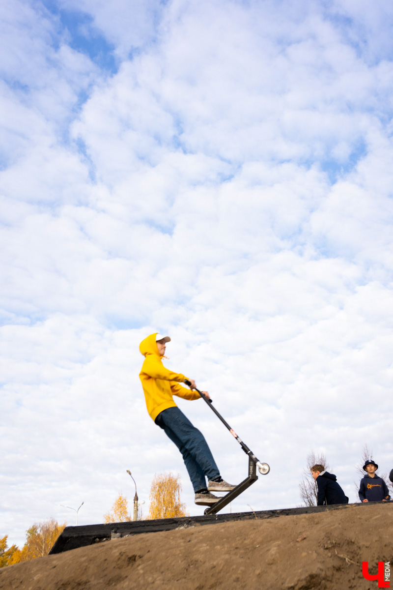 Парк «Добросельский» вернулся с новыми обновлениями. Посмотрим, как изменилось пространство, и чем теперь можно заняться в «Добросельском».