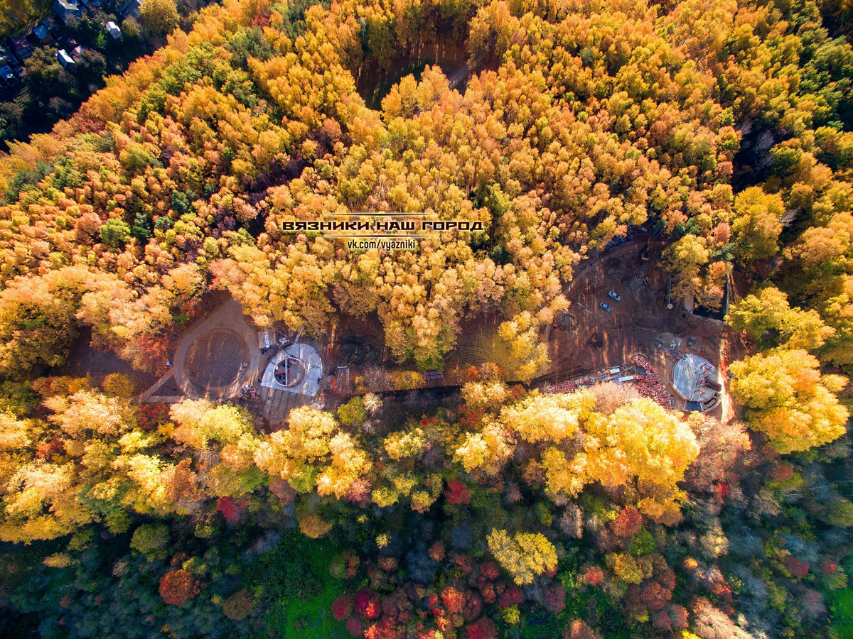 Это почти гадание на картах. Сделают в итоге или нет? Но концепты благоустройств всегда интересны, а потому мы собрали для вас эскизы «Лыбеди» и еще нескольких важных объектов.