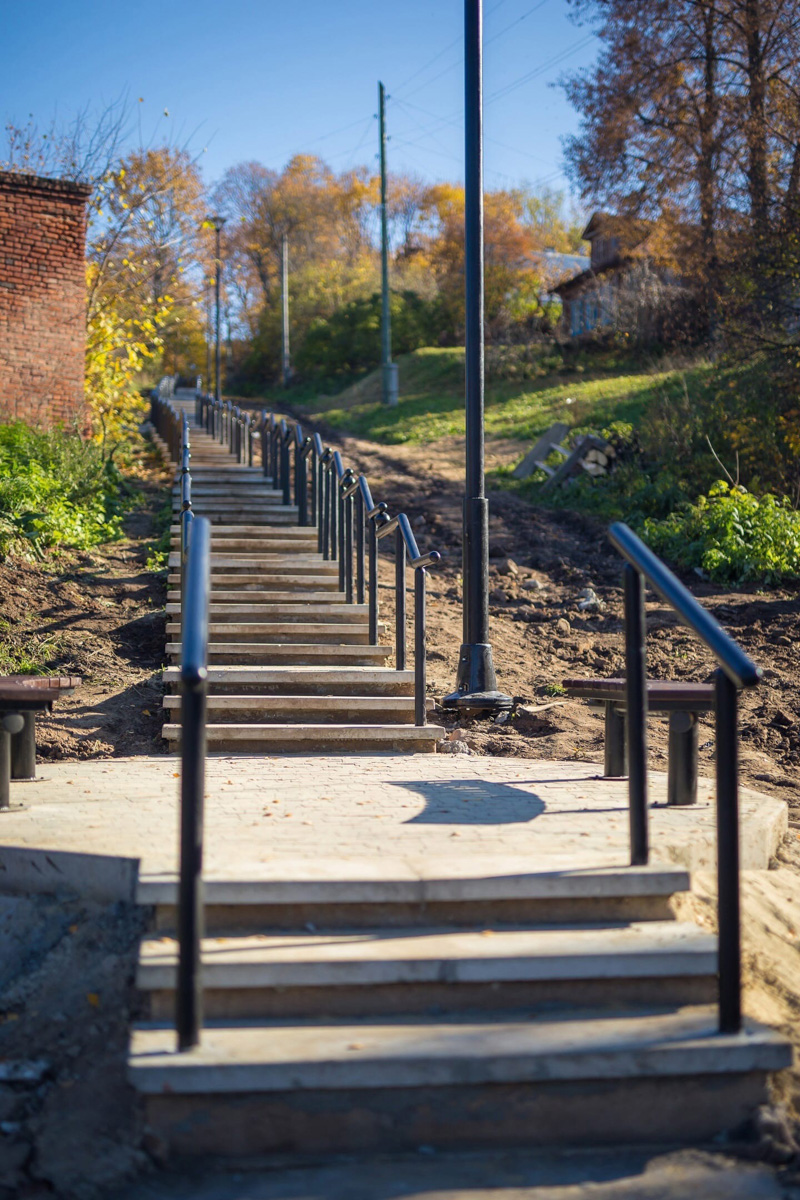 Это почти гадание на картах. Сделают в итоге или нет? Но концепты благоустройств всегда интересны, а потому мы собрали для вас эскизы «Лыбеди» и еще нескольких важных объектов.