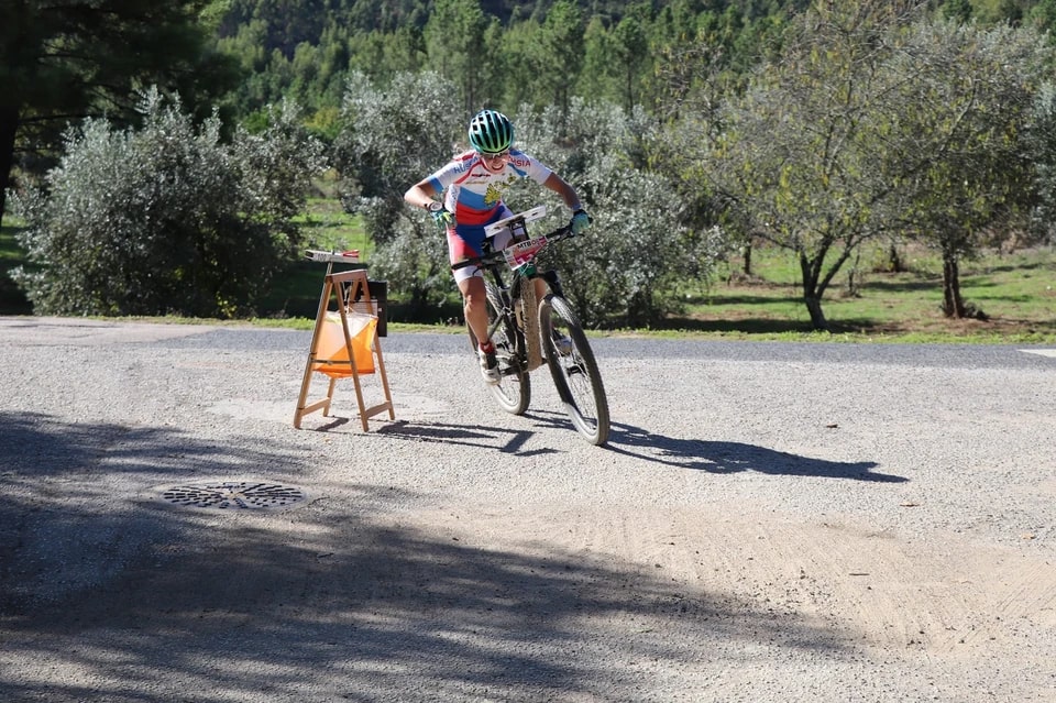 По интернетам сейчас гуляет мем с датой «10/10», который как нельзя лучше описывает успехи владимирских спортсменов. Именно в это время наши земляки собрали урожай медалей в разных дисциплинах, вернувшись домой победителями. Разве не «десять из десяти»?