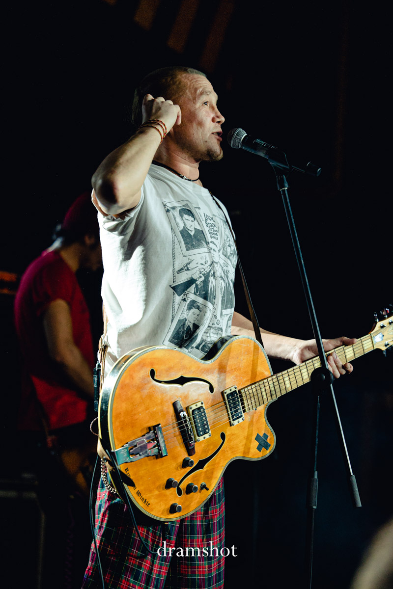 Необоснованная агрессия и владимирская панк-тусовка девяностых в интервью Антона «Пуха» и фоторепортаже с концерта F.P.G., приуроченного ко дню рождения группы.