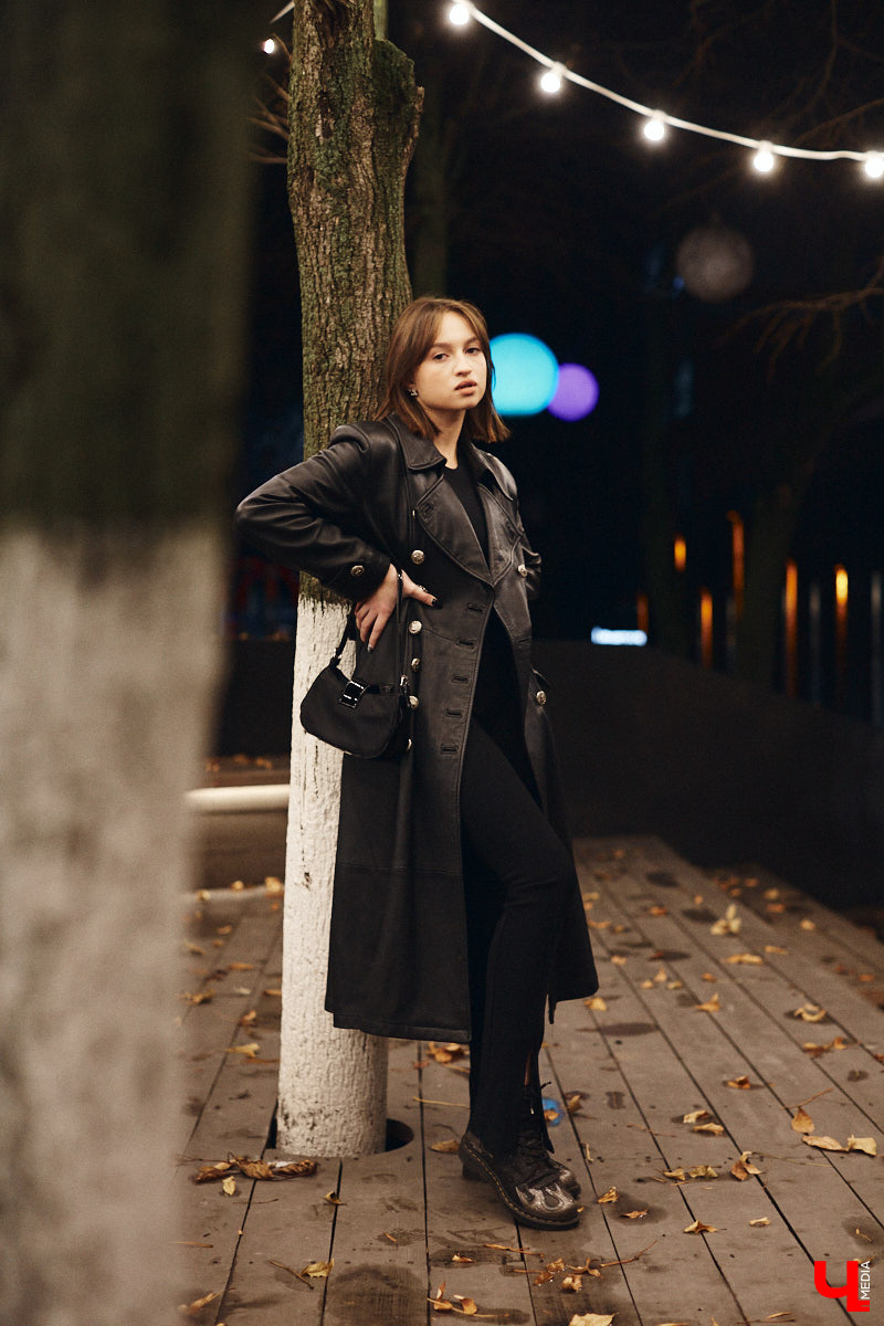 Валерии Антроповой 19 лет, она учится на первом курсе менеджмента и занимается творческим хобби. Мобильная съемка и видеоредакция располагают к распространению на работу личного чувства вкуса и стиля. Каков он? Расскажет «Ключ-Медиа».