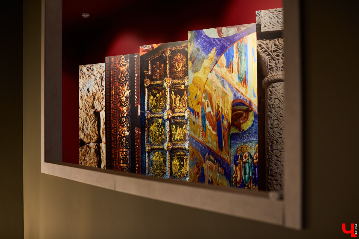 В Суздале сняли более 80 фильмов. А место, где узнать подробности про творческий процесс, все не появлялось. Его ждали лет 20,, и вот свершилось. Показываем новый Дом кино крупным планом.