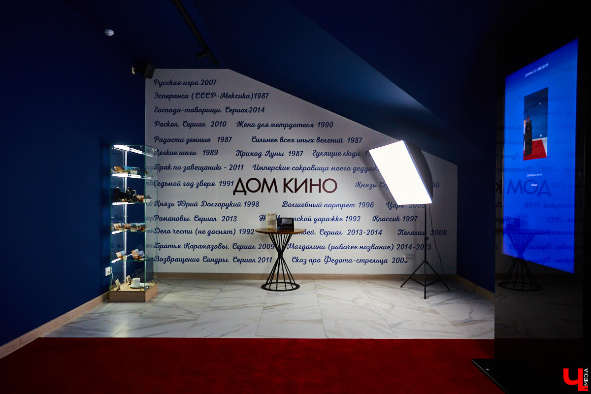 В Суздале сняли более 80 фильмов. А место, где узнать подробности про творческий процесс, все не появлялось. Его ждали лет 20,, и вот свершилось. Показываем новый Дом кино крупным планом.