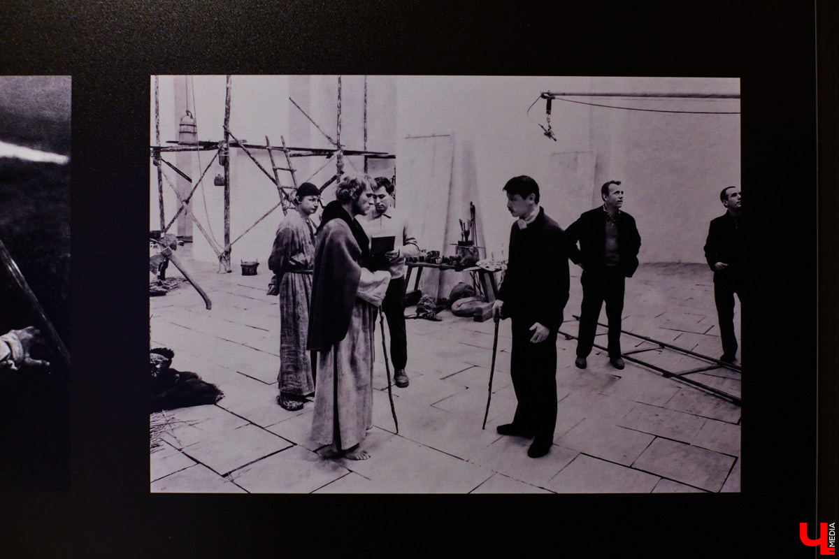 В Суздале сняли более 80 фильмов. А место, где узнать подробности про творческий процесс, все не появлялось. Его ждали лет 20,, и вот свершилось. Показываем новый Дом кино крупным планом.