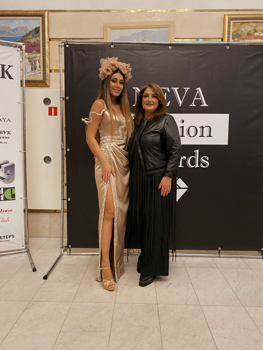 Красавица Гюлю Захидли из Владимира приняла участие в главном модном мероприятии Санкт-Петербурга Neva Fashion Week. Как это было — она рассказала «Ключ-Медиа».