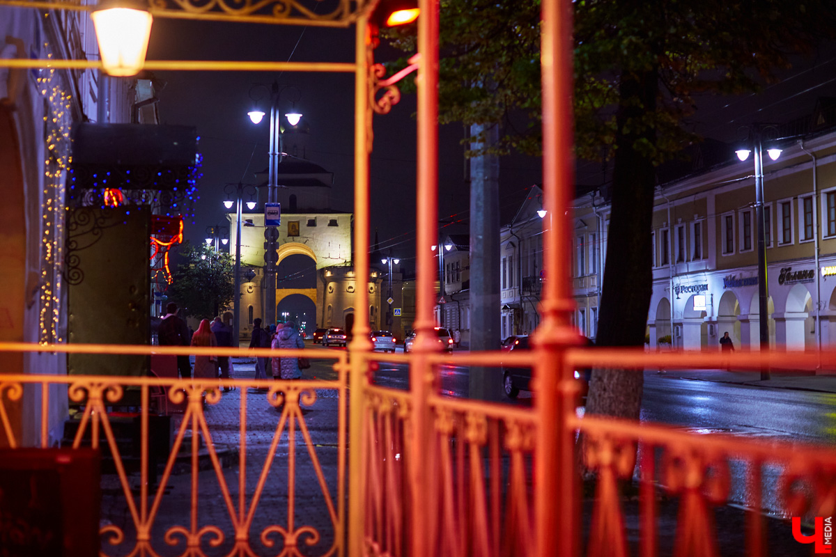 Разбираемся, как обстоят ковидные дела в наших краях, какие заведения и при каких условиях будут работать, а также отвечаем группе «Вирус», нужно ли идти на учебу или получится забить.