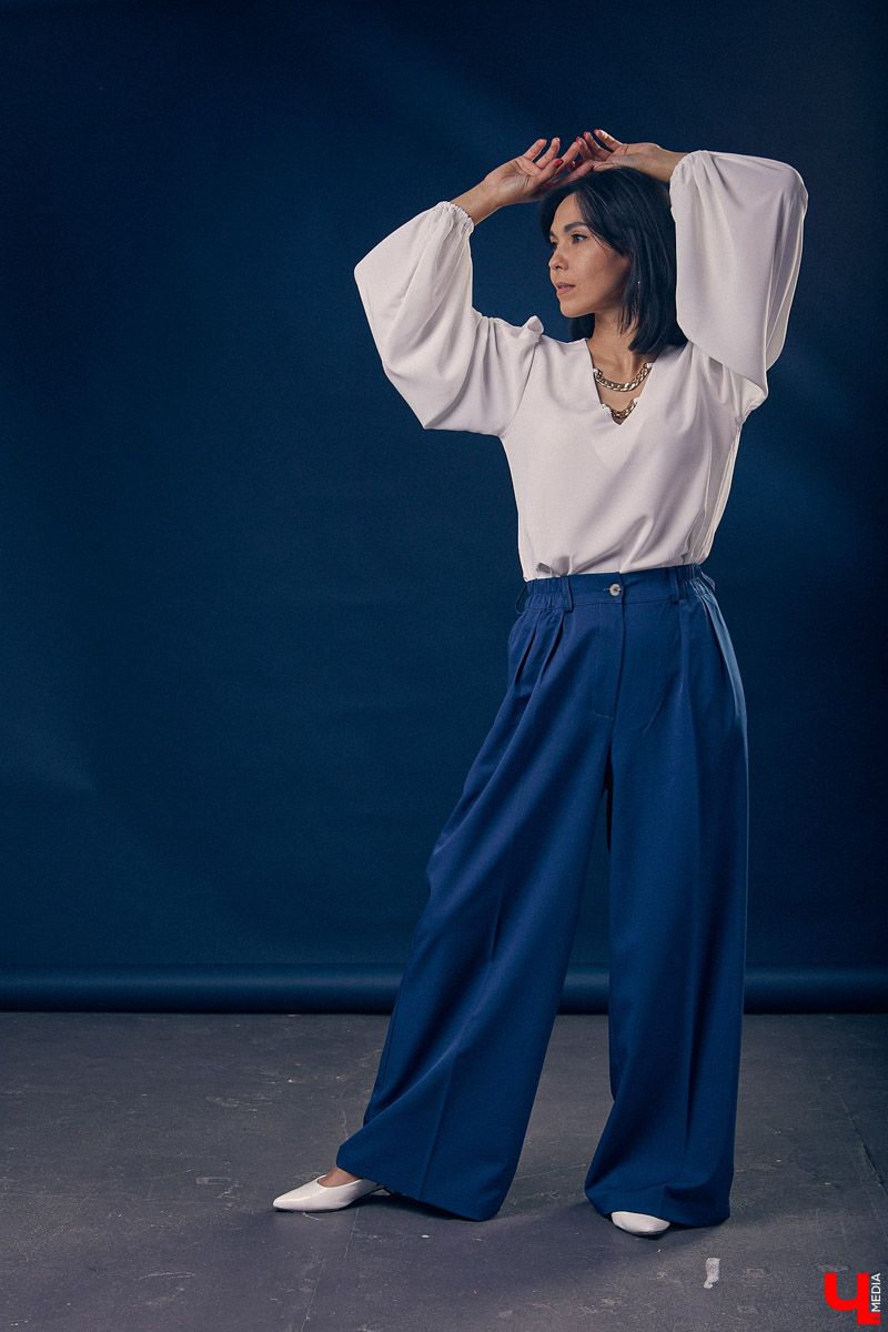 Гузель Геливанова из Владимира — визуализатор брендов. Девушка поделилась с «Ключ-Медиа» секретами успешного позиционирования в Instagram и на личном примере продемонстрировала, как одежда может украшать человека.