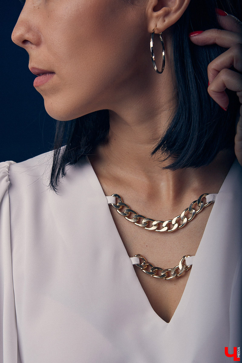 Гузель Геливанова из Владимира — визуализатор брендов. Девушка поделилась с «Ключ-Медиа» секретами успешного позиционирования в Instagram и на личном примере продемонстрировала, как одежда может украшать человека.