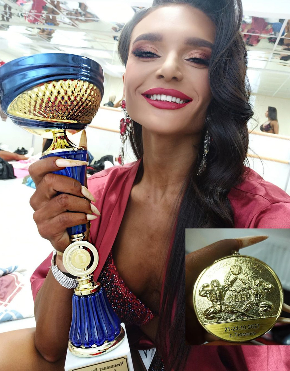 Пообщались с Елизаветой Волковой, в свои юные годы получившей титул чемпионки России по бодибилдингу.