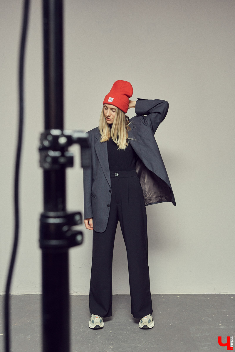 Должность SMM-менеджера владимирского бьюти-салона или карьера баскетболистки? Как Анне Керн удается выражать себя через контрасты спортивной и творческой деятельности, разбирался «Ключ-Медиа» в стенах студии HEYDAY.