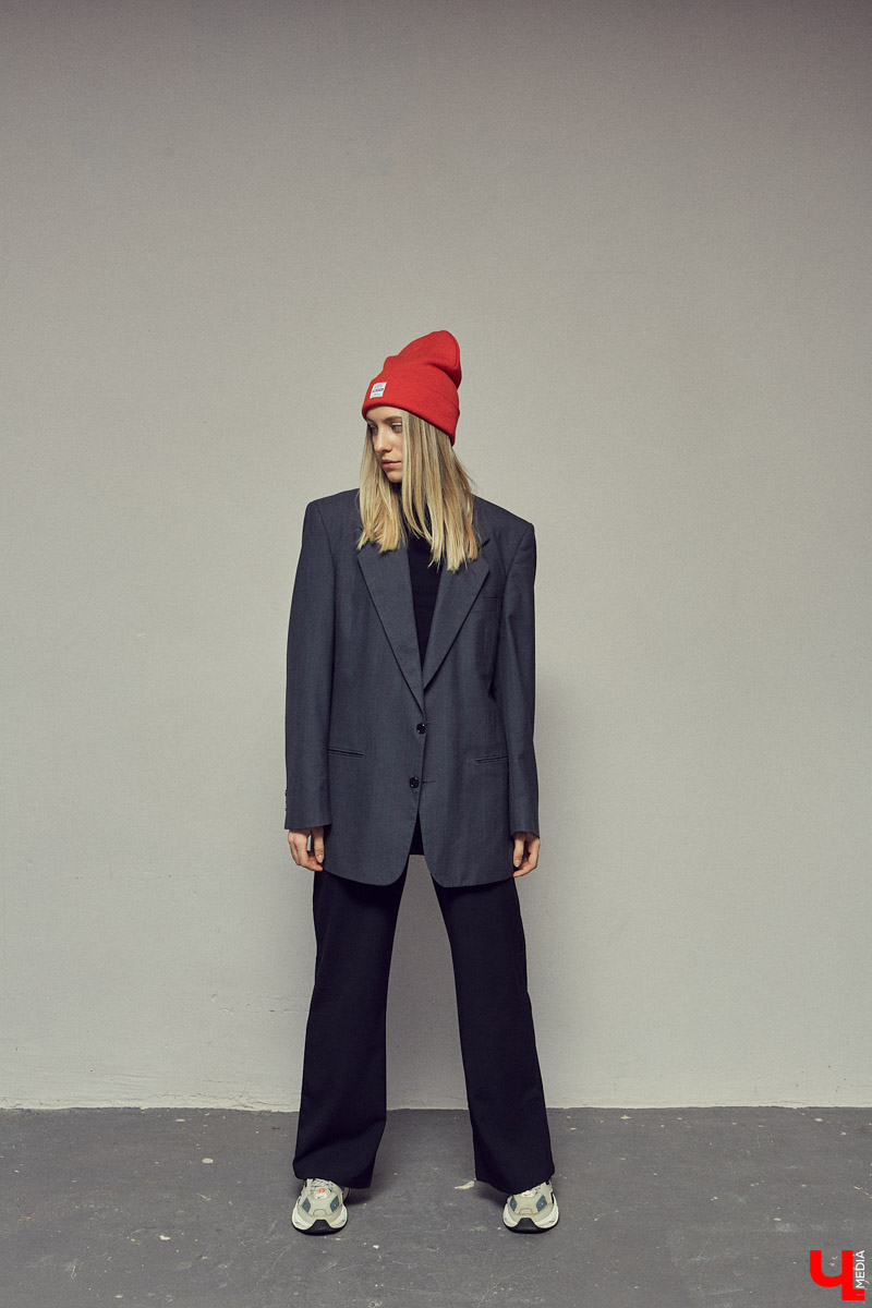 Должность SMM-менеджера владимирского бьюти-салона или карьера баскетболистки? Как Анне Керн удается выражать себя через контрасты спортивной и творческой деятельности, разбирался «Ключ-Медиа» в стенах студии HEYDAY.