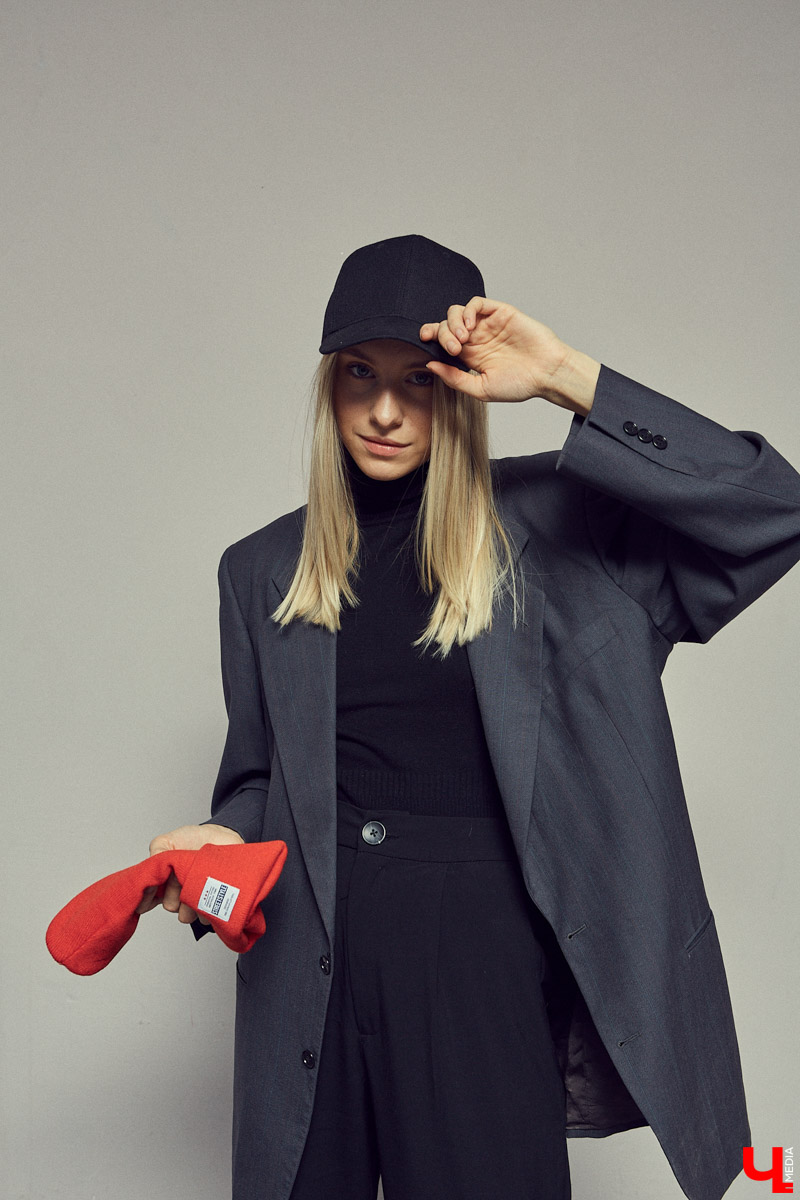 Должность SMM-менеджера владимирского бьюти-салона или карьера баскетболистки? Как Анне Керн удается выражать себя через контрасты спортивной и творческой деятельности, разбирался «Ключ-Медиа» в стенах студии HEYDAY.