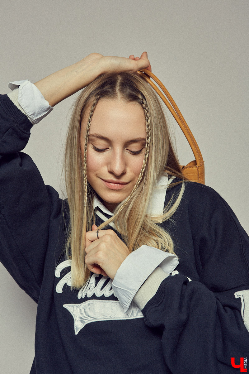 Должность SMM-менеджера владимирского бьюти-салона или карьера баскетболистки? Как Анне Керн удается выражать себя через контрасты спортивной и творческой деятельности, разбирался «Ключ-Медиа» в стенах студии HEYDAY.