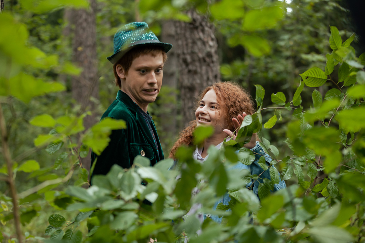 Студентка академии искусства Таисия Орлова рассказала о съемках в сериале у номинанта на «Оскар» и в комедии с ментами и зомби.