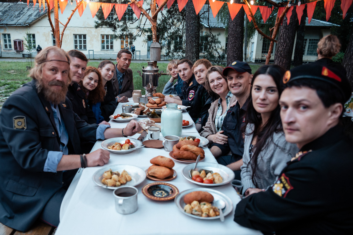 Студентка академии искусства Таисия Орлова рассказала о съемках в сериале у номинанта на «Оскар» и в комедии с ментами и зомби.