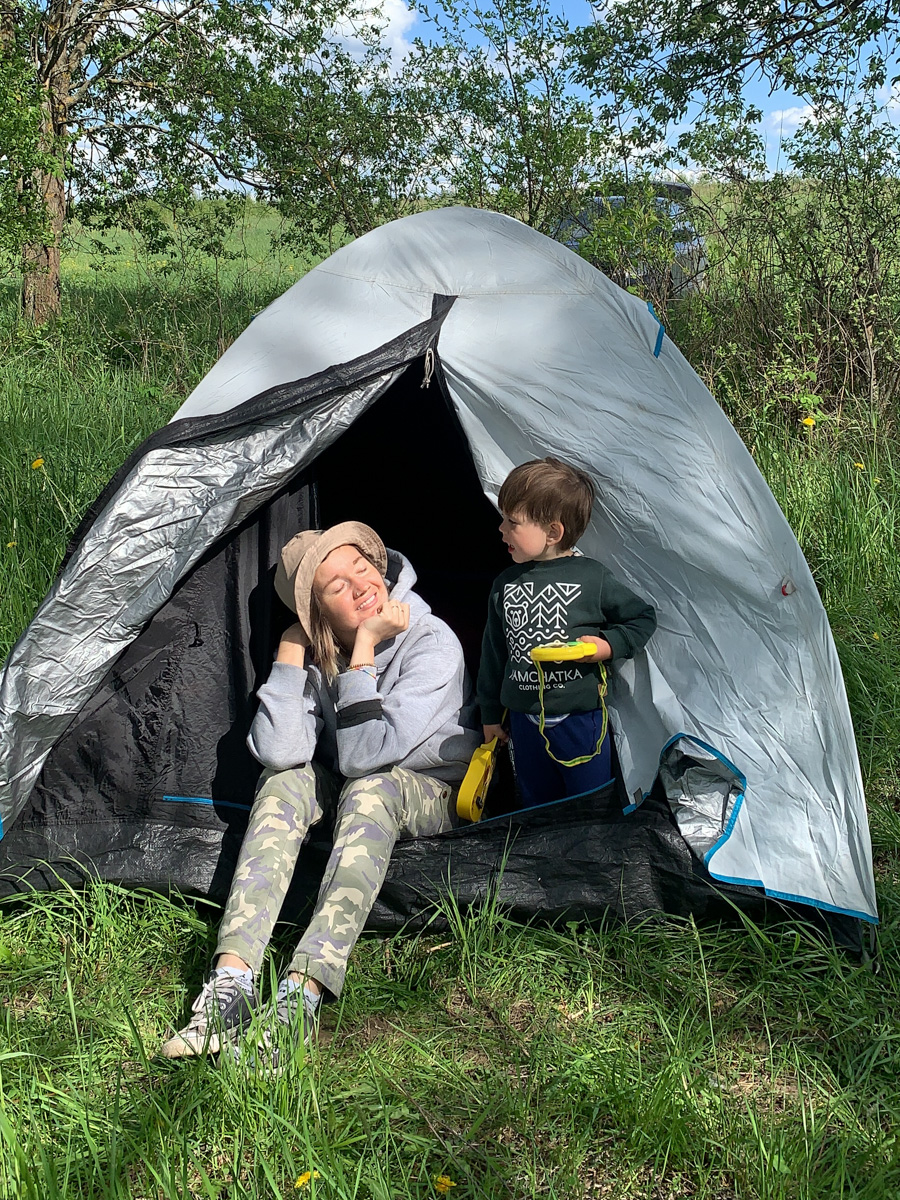 Появление на свет новой жизни — лучшее событие для каждых родителей. А можно ли супругам проходить этот путь вместе? Да, и некоторые владимирские пары избрали партнерские домашние роды. Историями важного процесса с «Ключ-Медиа» поделились две героини.