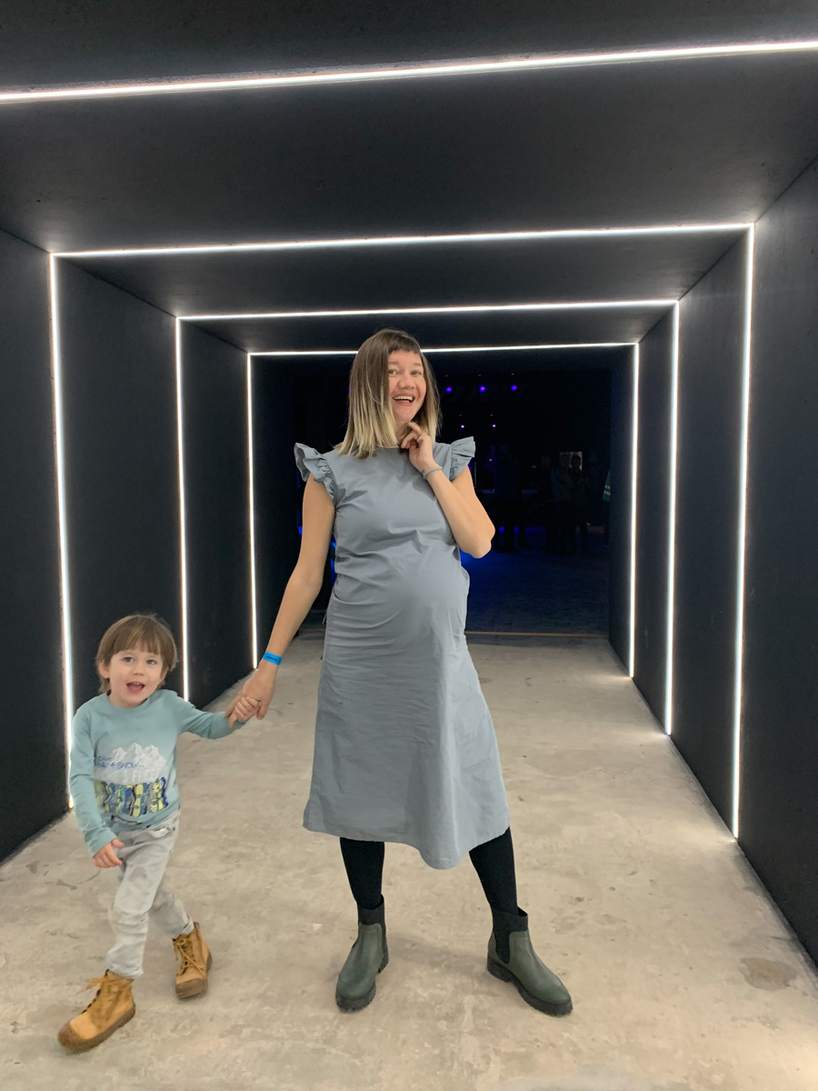 Появление на свет новой жизни — лучшее событие для каждых родителей. А можно ли супругам проходить этот путь вместе? Да, и некоторые владимирские пары избрали партнерские домашние роды. Историями важного процесса с «Ключ-Медиа» поделились две героини.