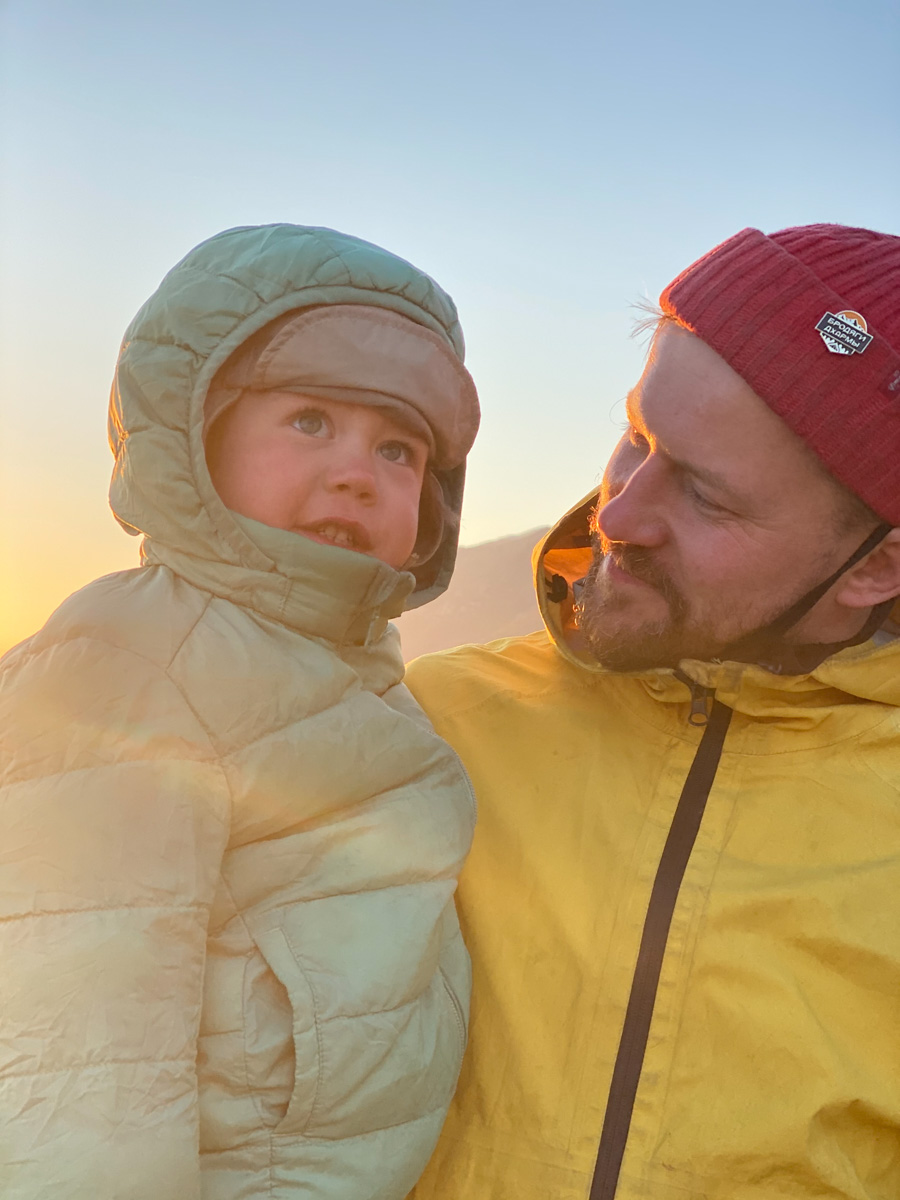 Появление на свет новой жизни — лучшее событие для каждых родителей. А можно ли супругам проходить этот путь вместе? Да, и некоторые владимирские пары избрали партнерские домашние роды. Историями важного процесса с «Ключ-Медиа» поделились две героини.