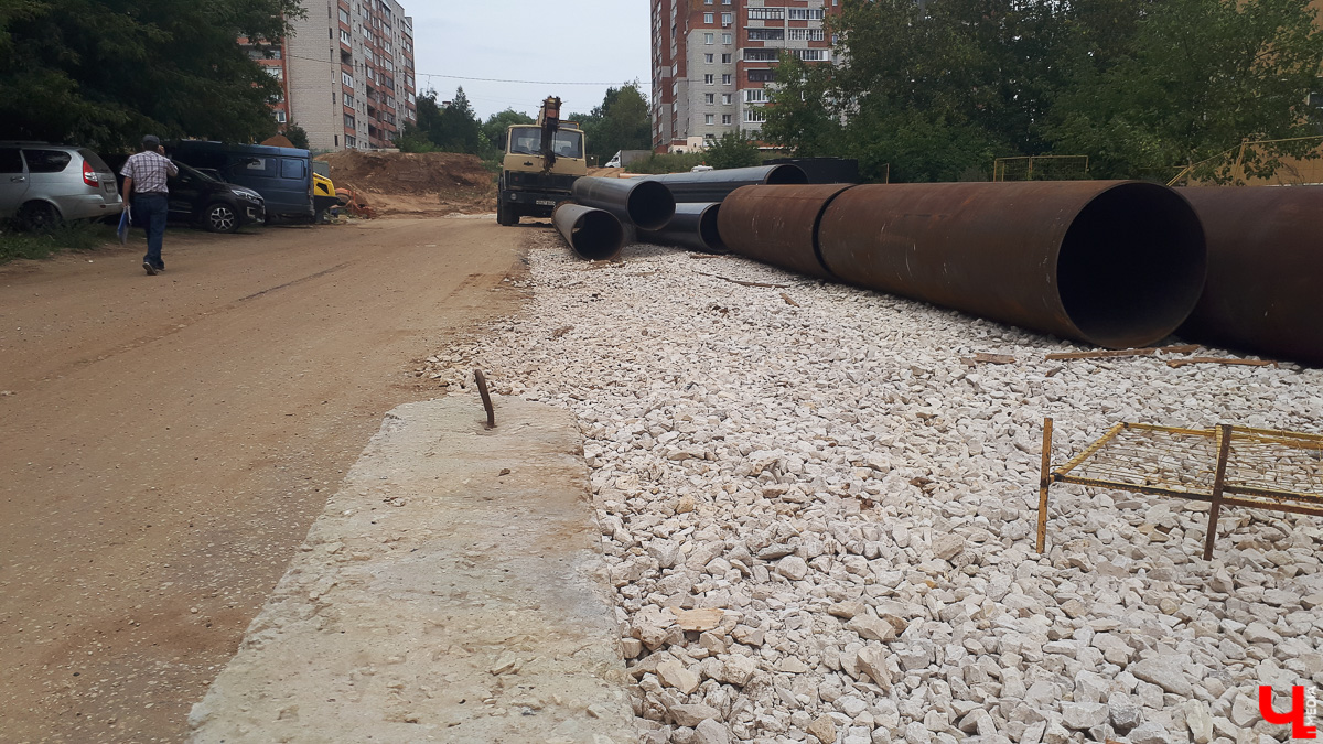 Проблема пробок на Нижней Дуброве решена? Надеемся, что хотя бы частично. Открыта новая развязка, соединяющая ул. Сперанского, Чапаева и Василисина. 