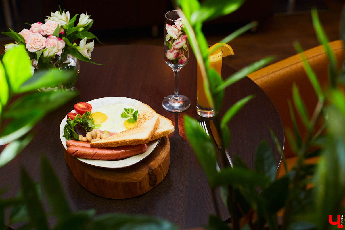 Залог энергичного дня — вкусный и сытный завтрак, который не только задает настроение, но и запускает верные процессы в организме. Если на самостоятельную готовку нет времени или хочется попробовать чего-нибудь новенького, то просыпаемся-улыбаемся и двигаемся в сторону венской кофейни: отменно поесть можно в «Coffeeshop Company».