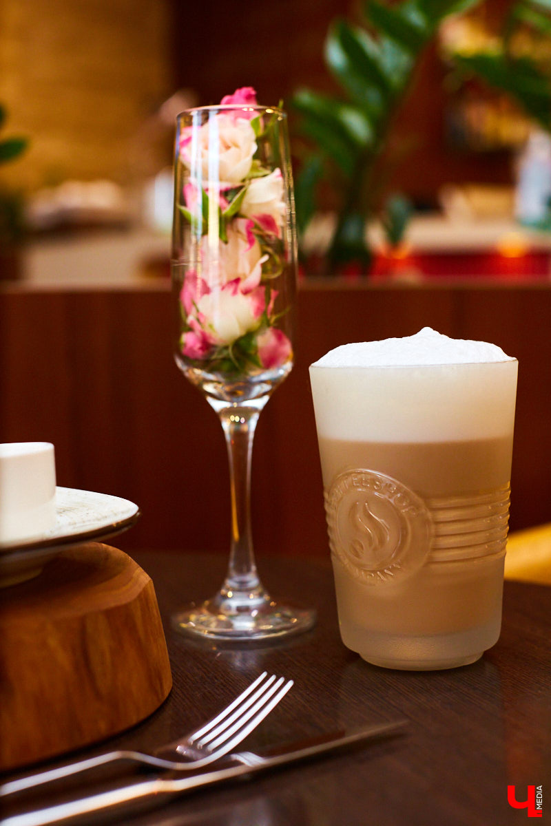 Залог энергичного дня — вкусный и сытный завтрак, который не только задает настроение, но и запускает верные процессы в организме. Если на самостоятельную готовку нет времени или хочется попробовать чего-нибудь новенького, то просыпаемся-улыбаемся и двигаемся в сторону венской кофейни: отменно поесть можно в «Coffeeshop Company».